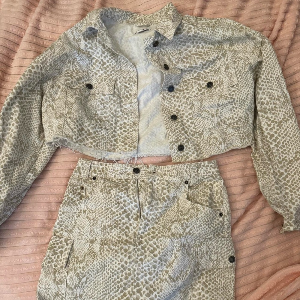 Topshop Set Denim Skirt and Jacket Size 4